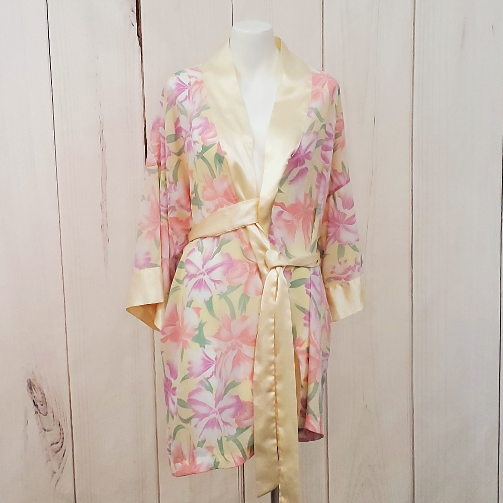 Victoria's Secret Robe Gold Label Vintage Floral